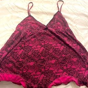 VS Pink - sleep top